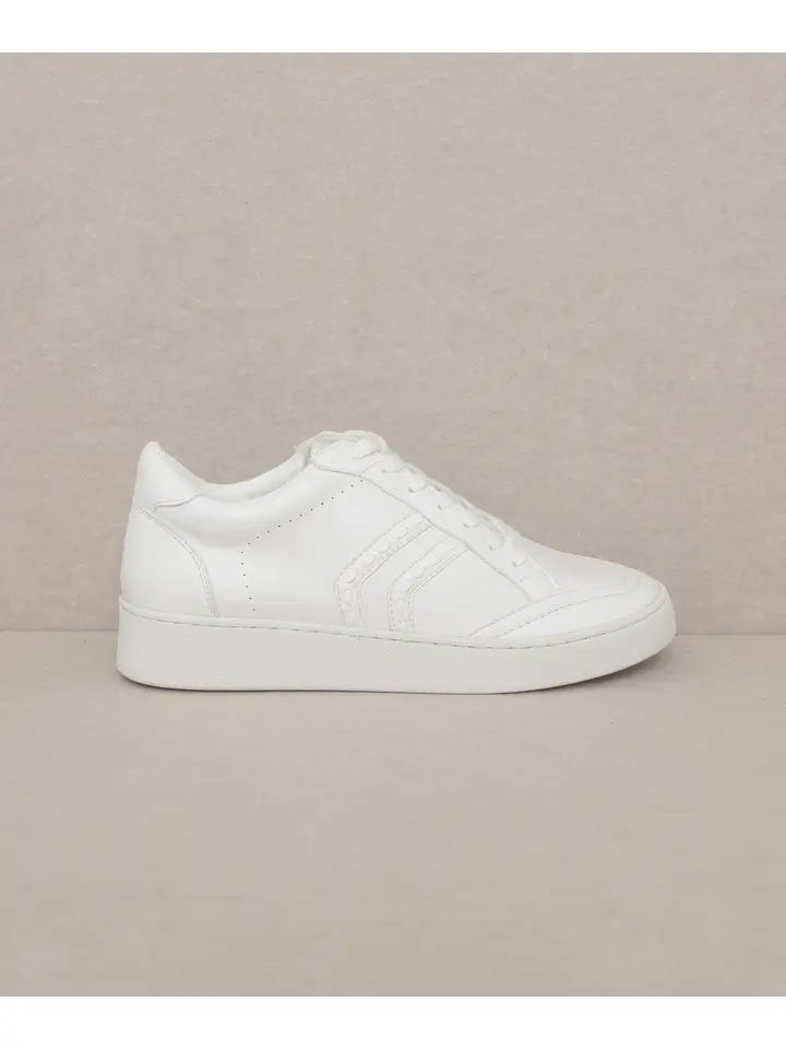 The 365 Sneaker