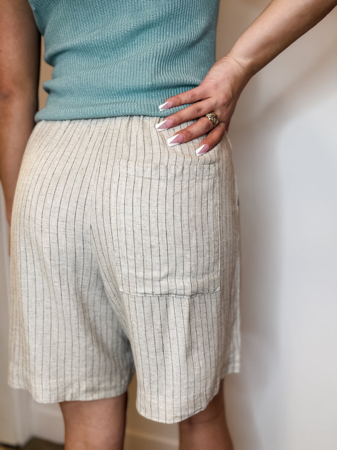 Breeze Linen Shorts