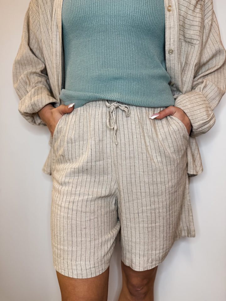 Breeze Linen Shorts