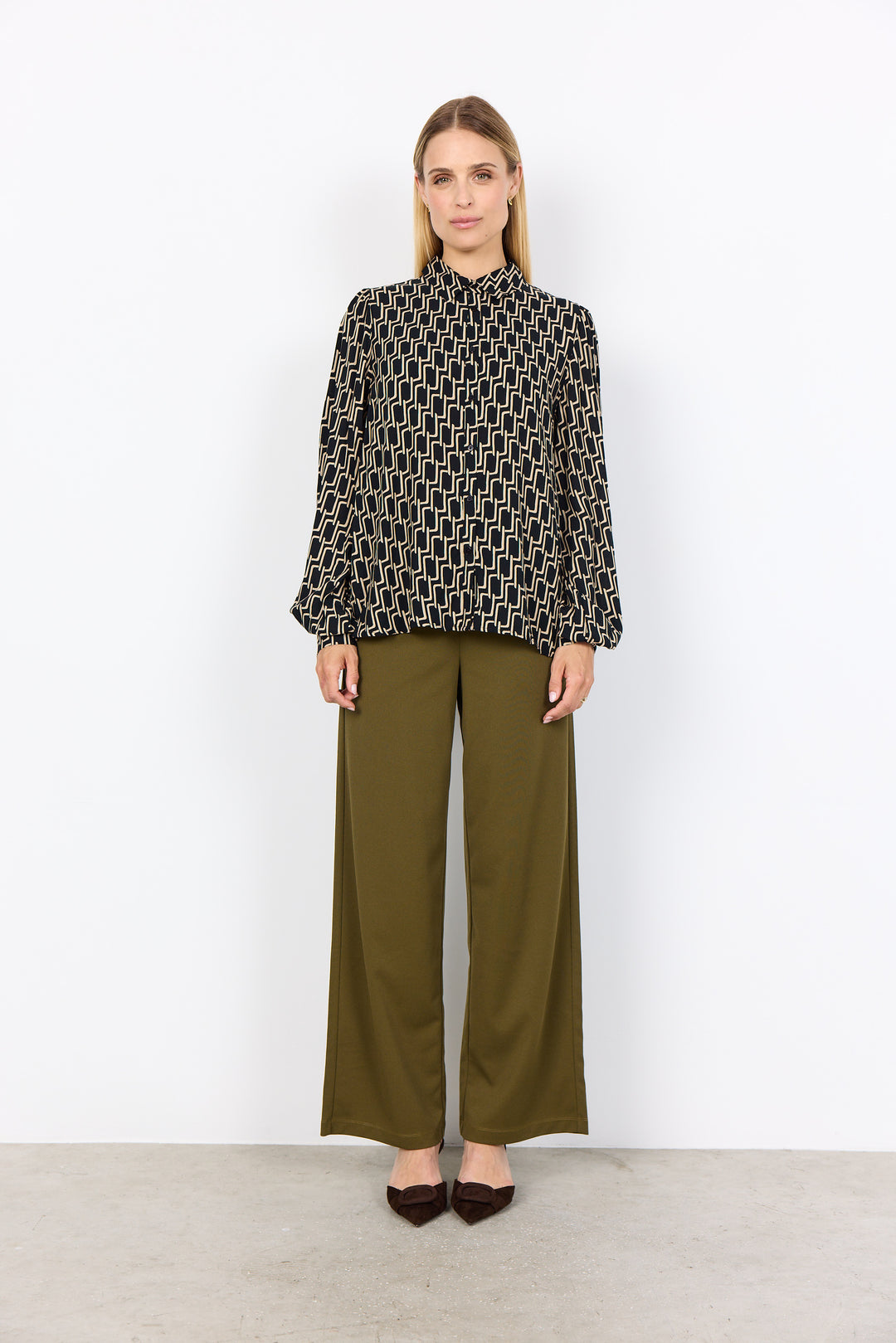 Varla 2 Button Up Blouse
