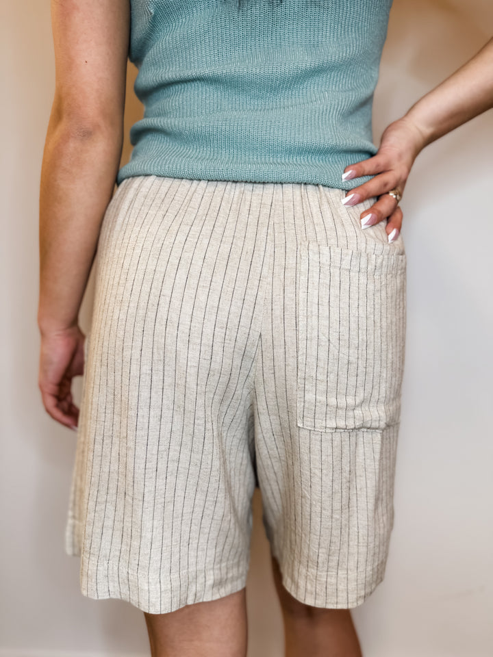Breeze Linen Shorts