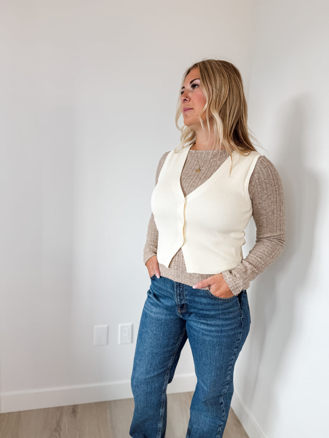 Alice Vest Top - Cream