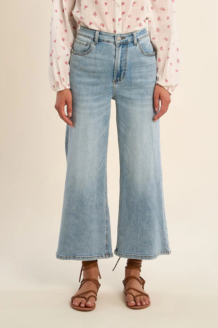 Molly Cropped Jeans - Light Denim