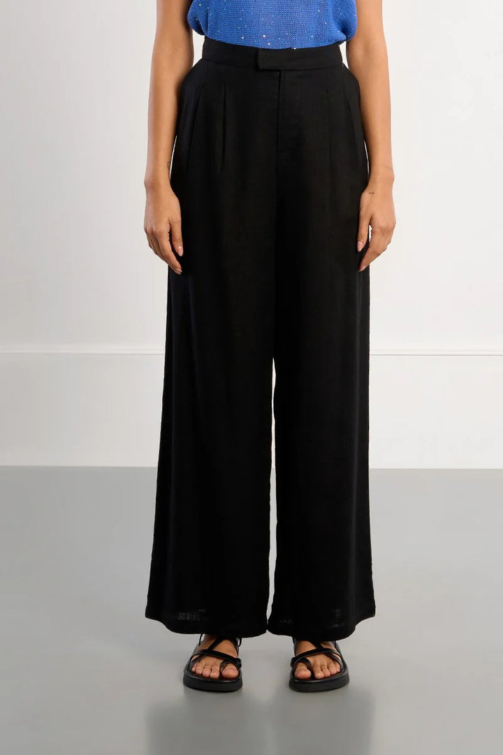 Black Linen Pleated Trousers