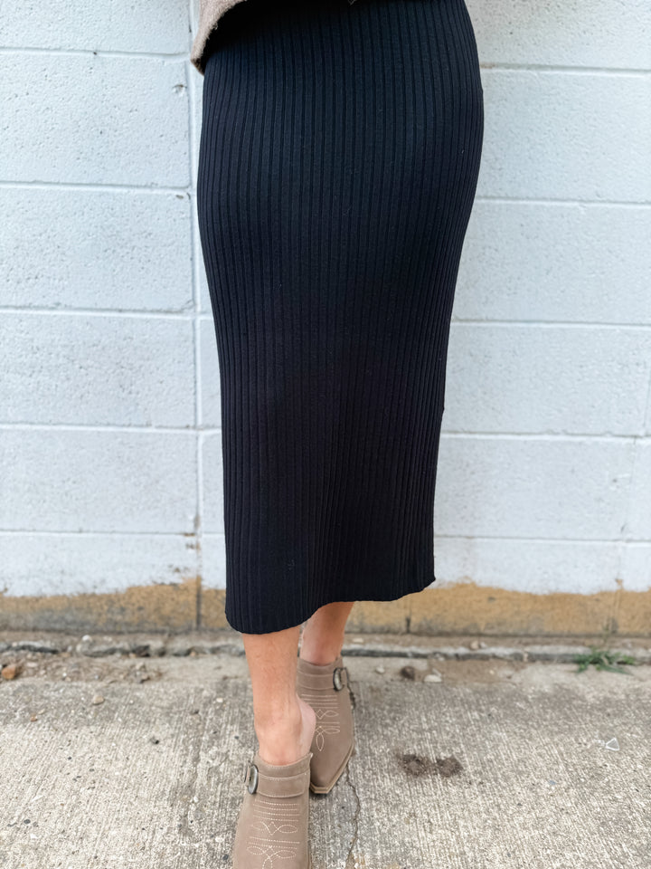 Mila Midi Skirt - Black
