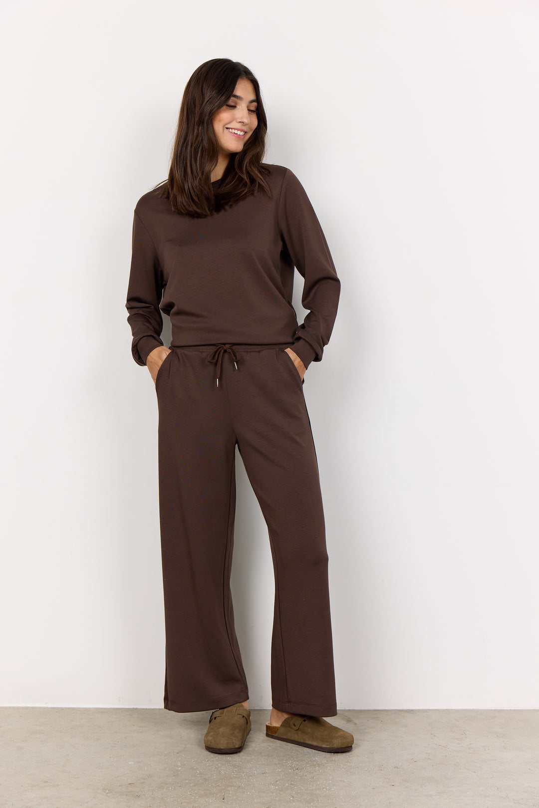 Banu 33 Pants - Brown