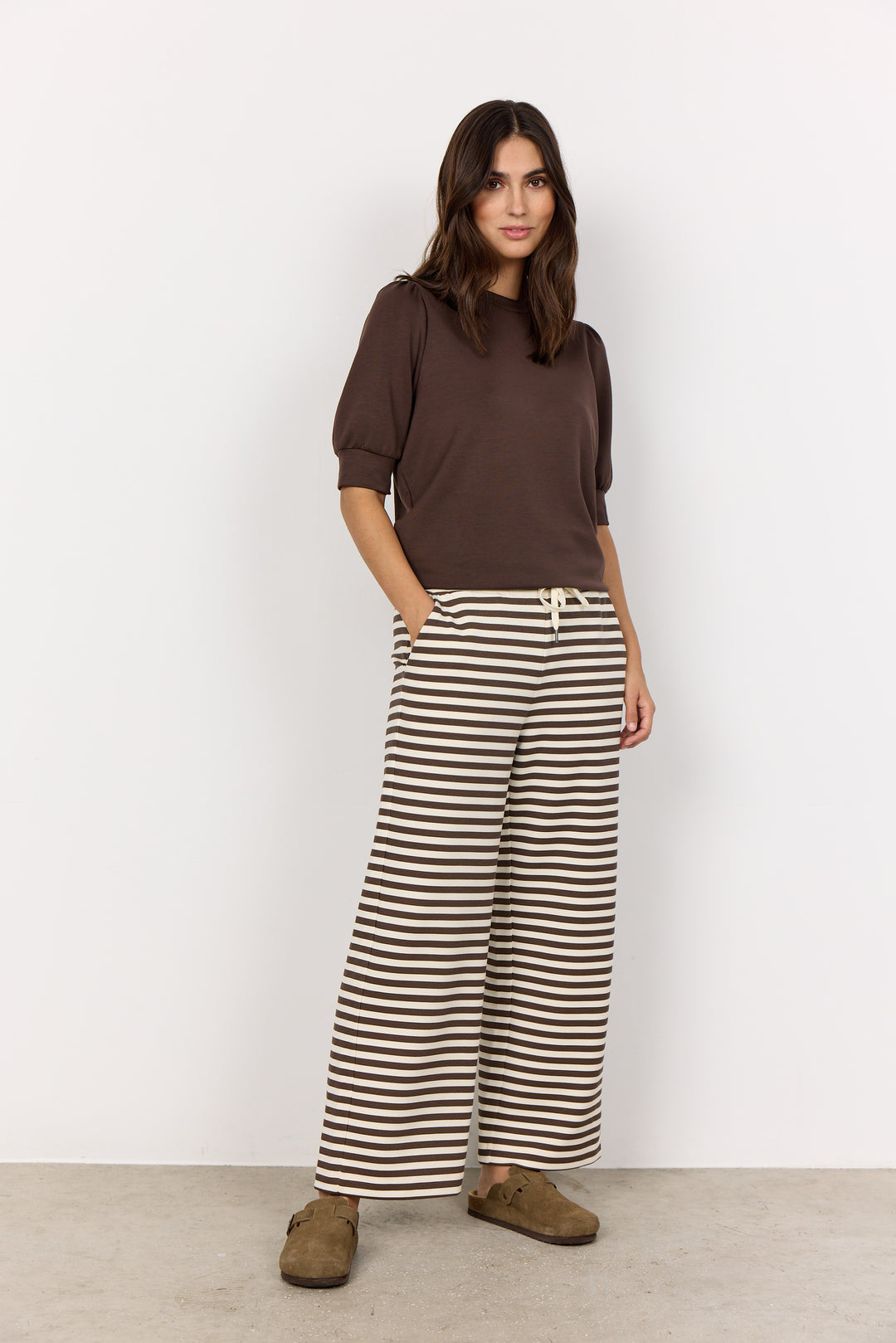 Banu 83 Top - Brown