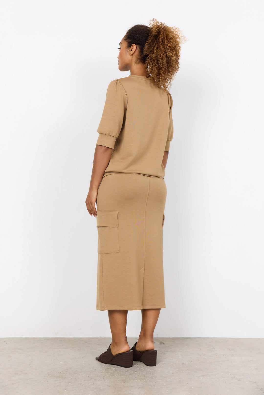 Banu 83 Top - Camel