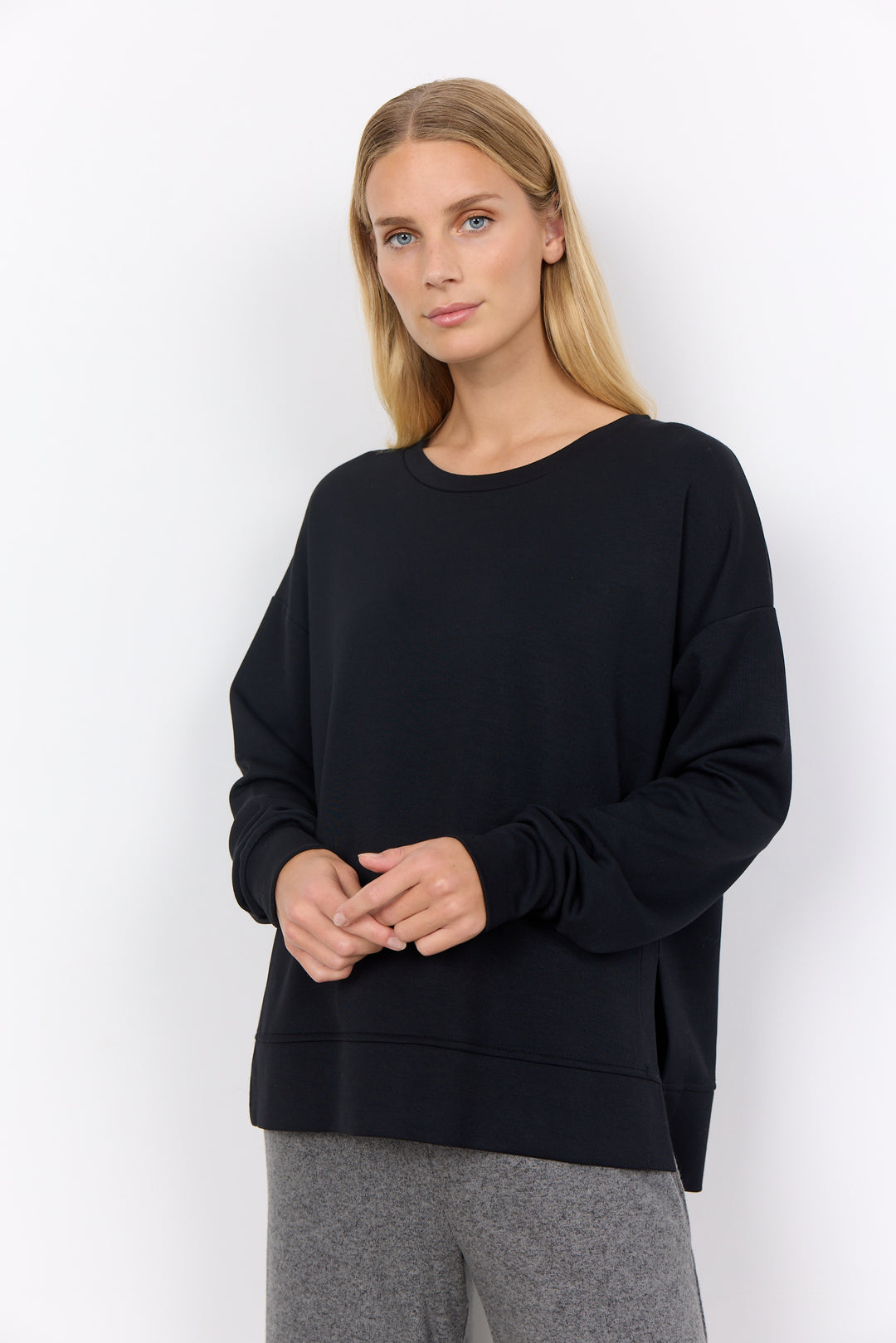 Banu 164 Sweatshirt - Black