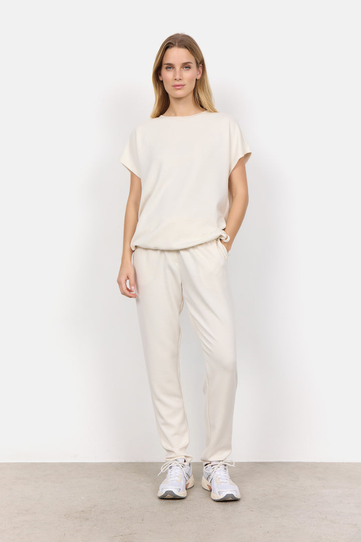 Banu 169 Tee - Cream