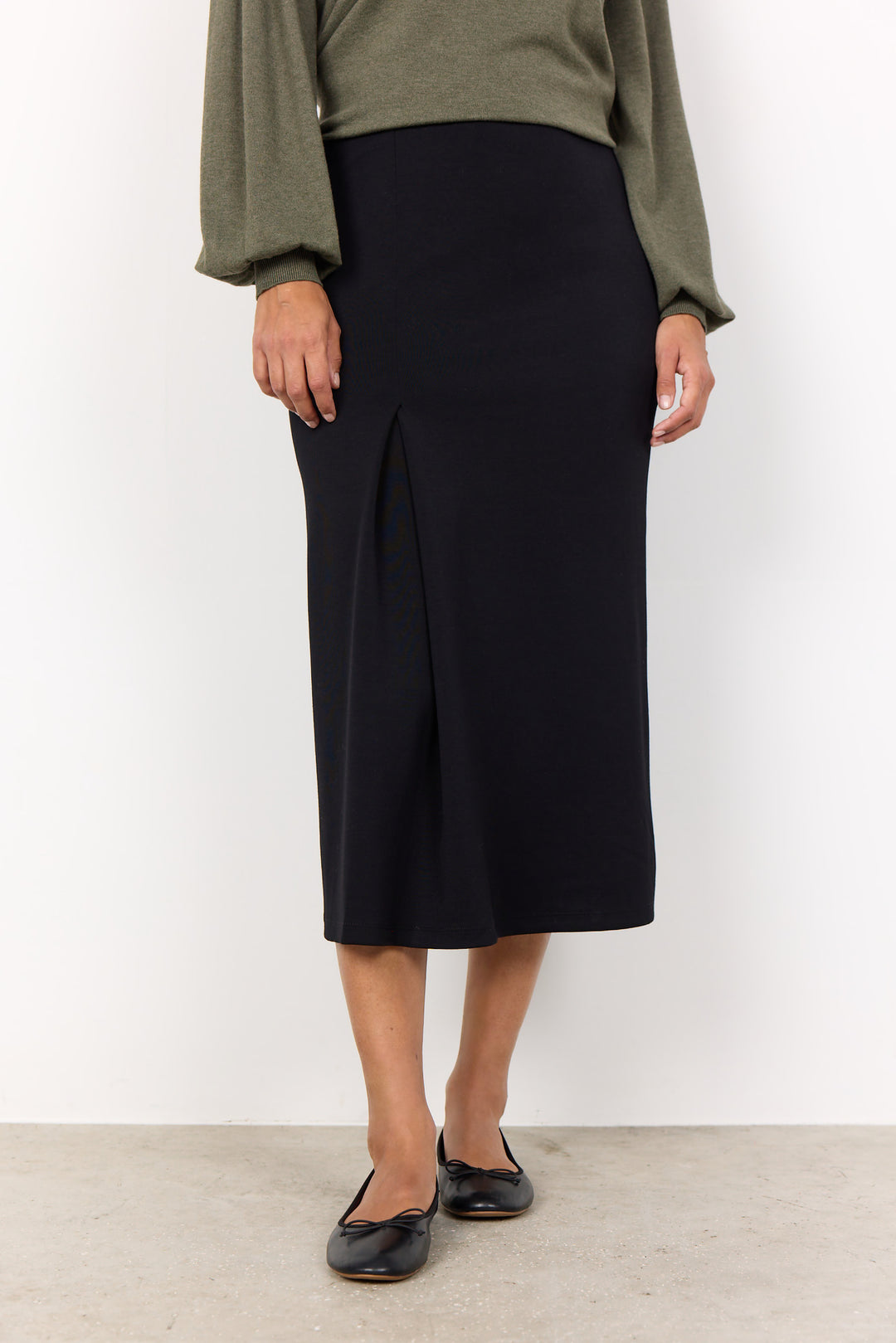 Banu 204 Midi Skirt