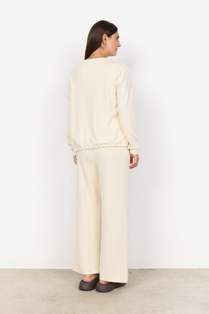 Banu 212 Long Sleeve Cream Sweater