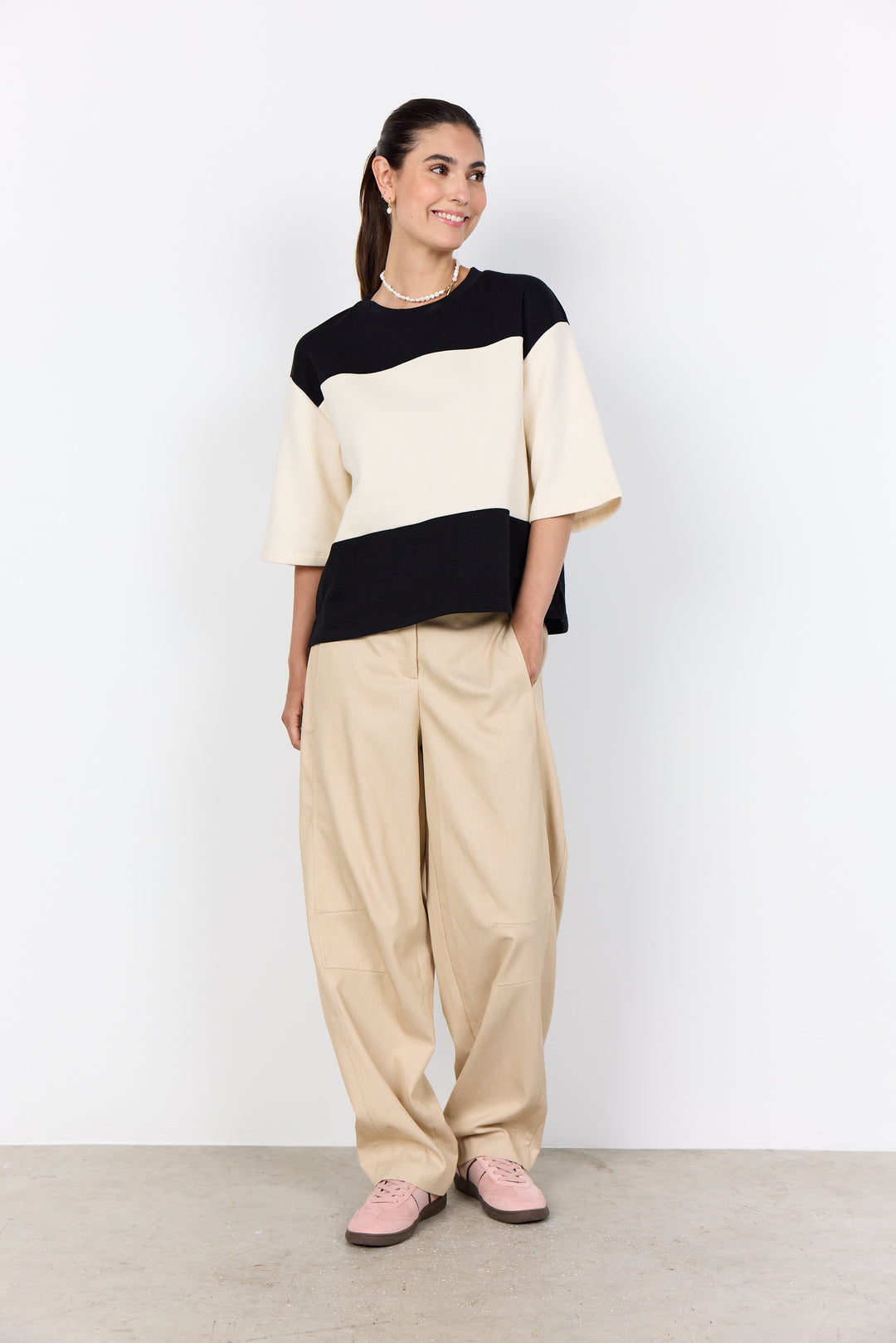 Angelin 7 Two-Toned Top