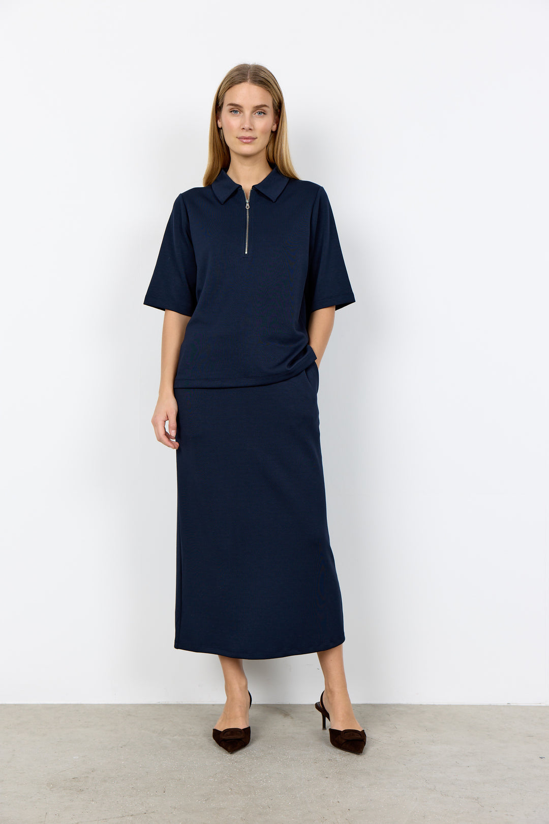 Banu 290 Top - Navy