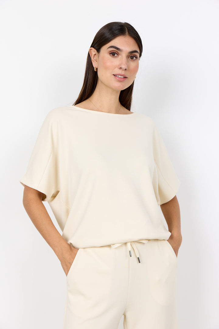 Banu 315 Tee