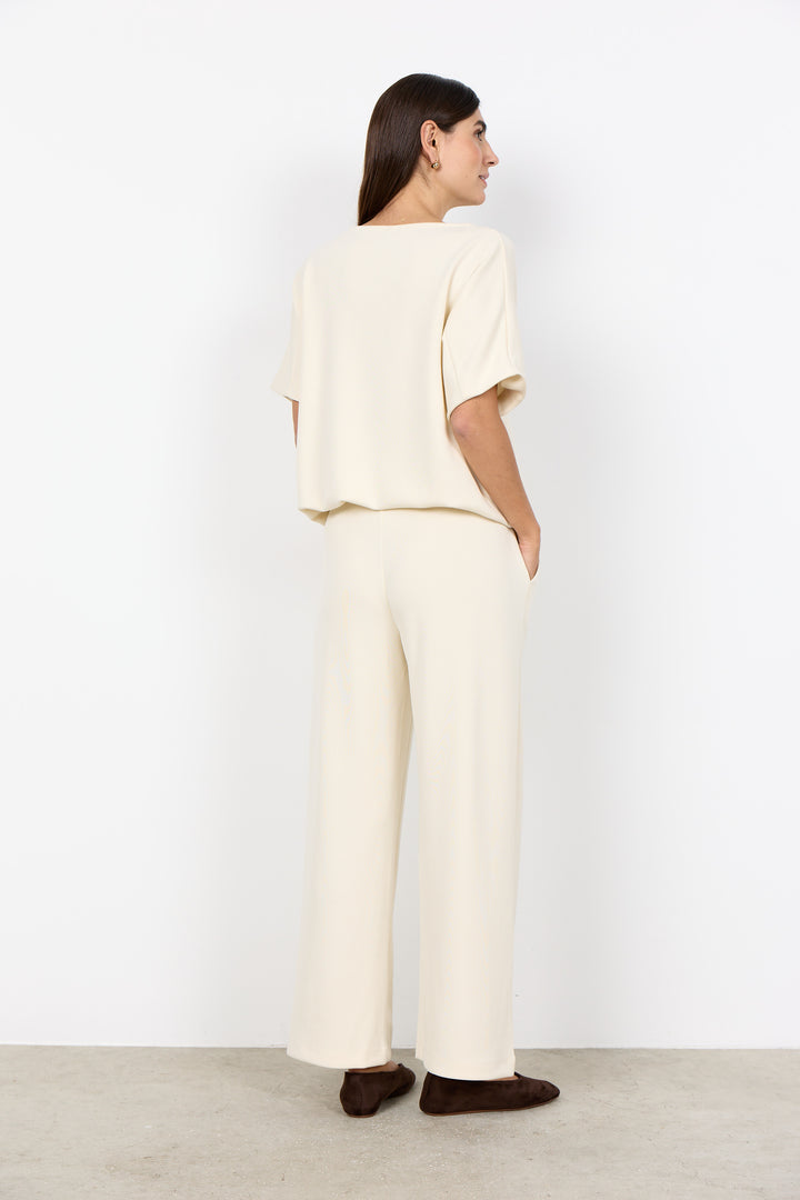 Banu 315 Tee