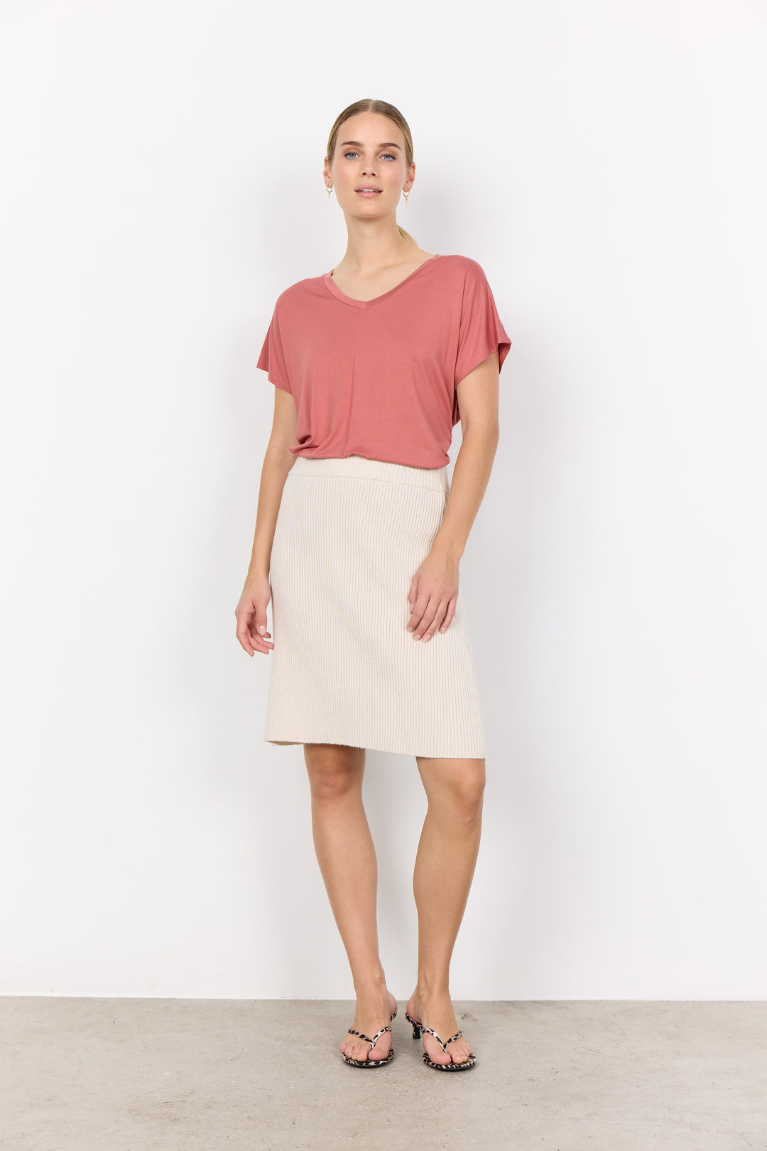 Marica 32 T-Shirt - Blush Pink