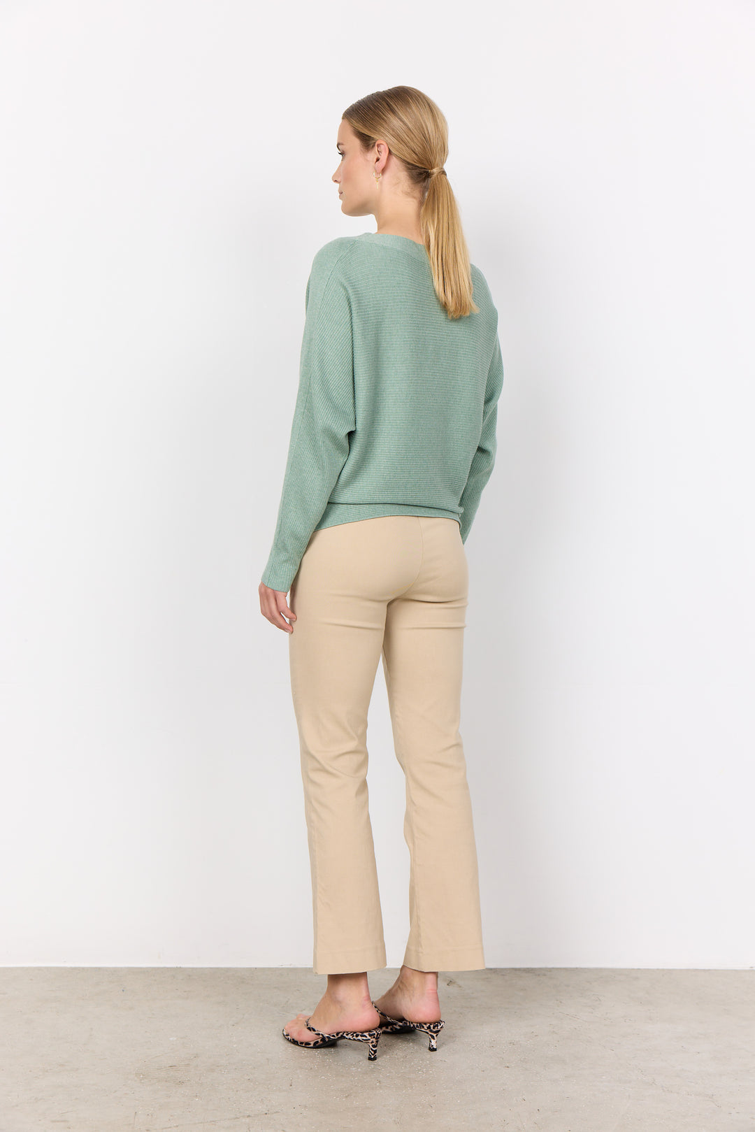 Dollie 663 Pullover - Mineral Green