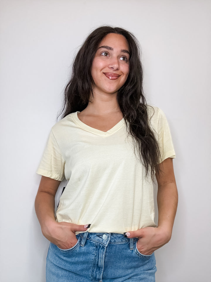 Milla V-Neck Tee - Yellow