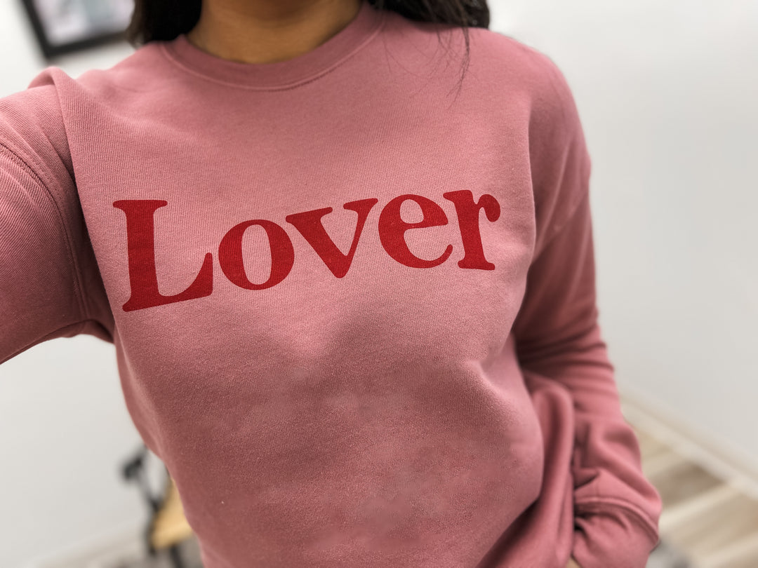 LOVER Graphic Sweatshirt - Mauve