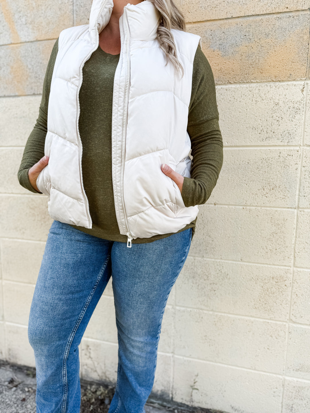 Eva Vest