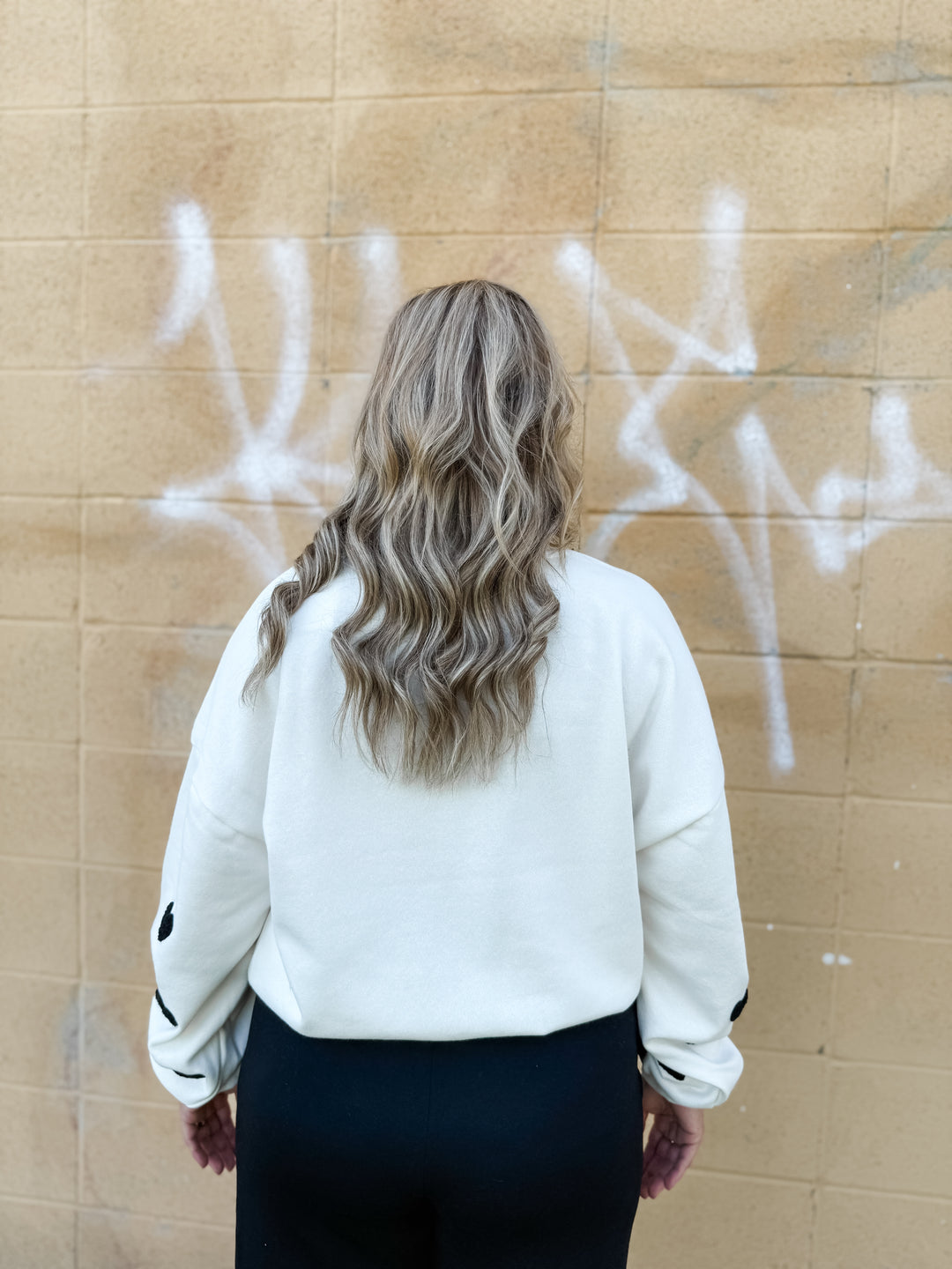 Macy Sweatshirt - Black Hearts