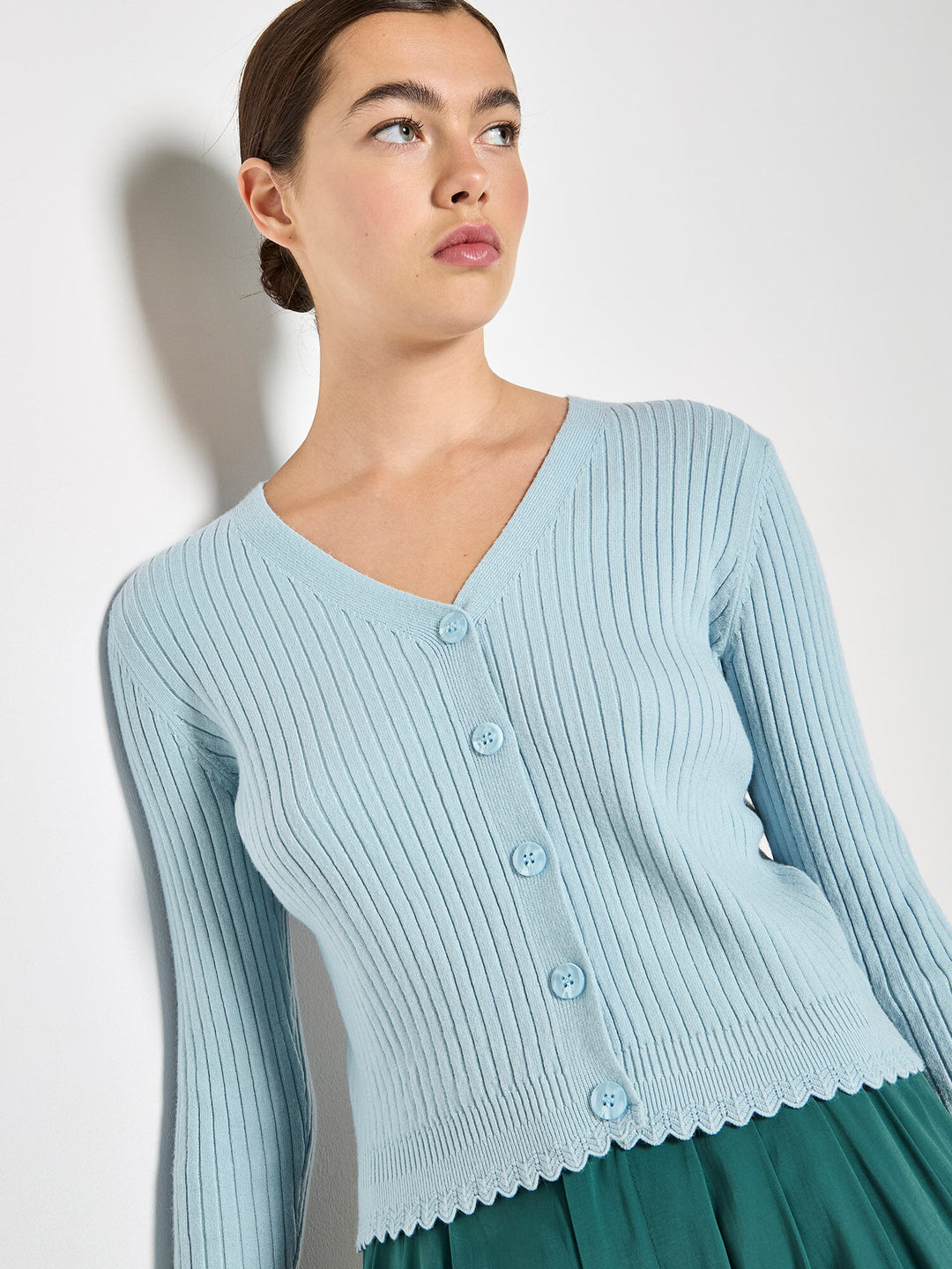 Ribbed Scallop Cardigan