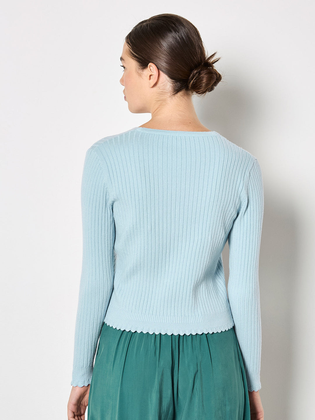 Ribbed Scallop Cardigan