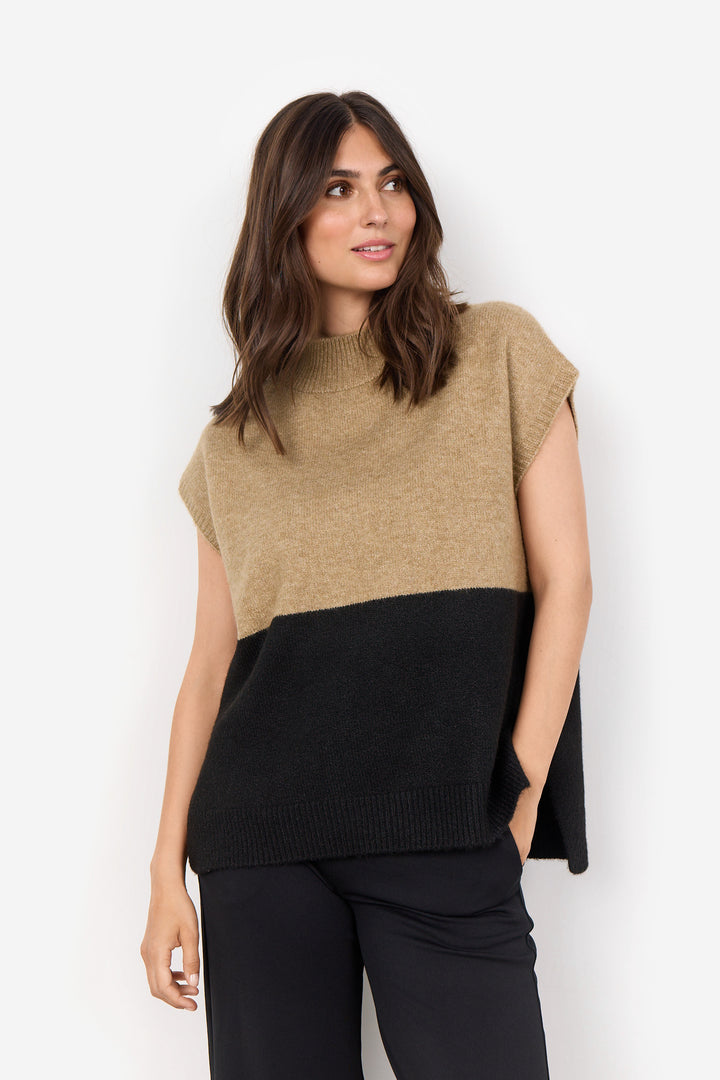 Freise 1 Top - Tan/Black