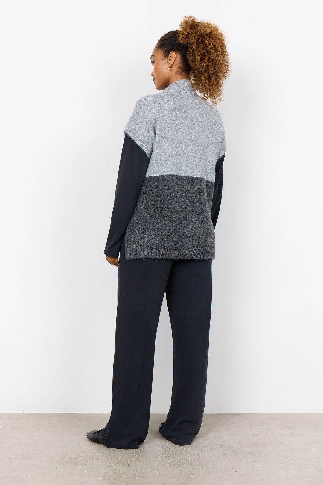 Freise 1 Top - Grey/Charcoal