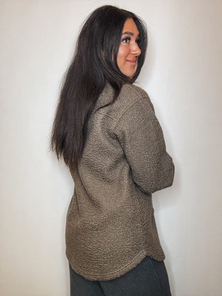 Coline Shacket
