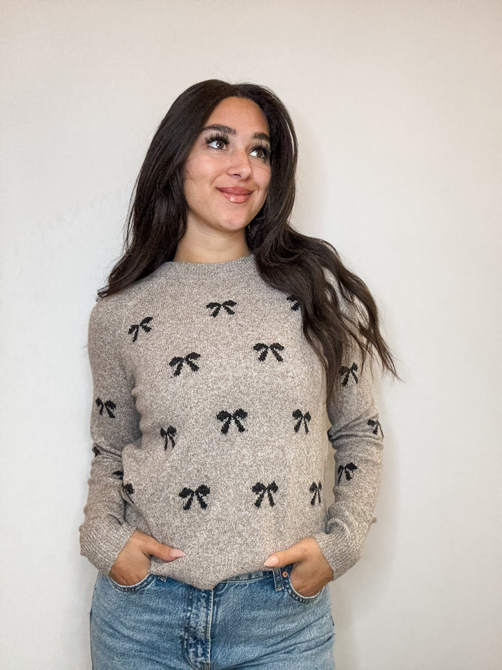 Doffy Sweater - Black Bows