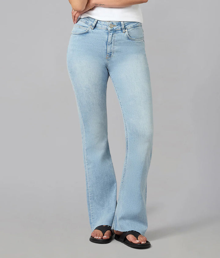 Alice Flare Jeans - True Denim