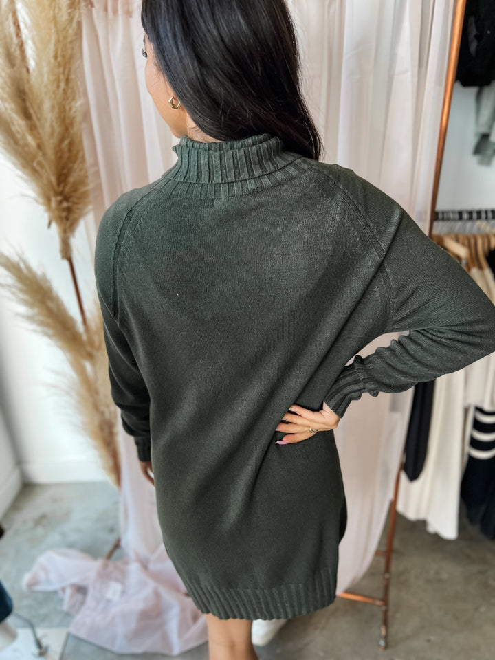 Knit Turtleneck Dress - Green