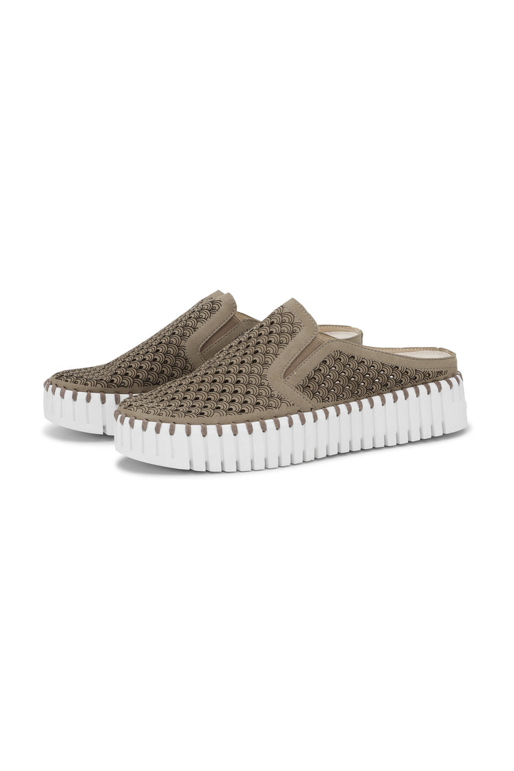 Tulip Slip On Mule - Grey