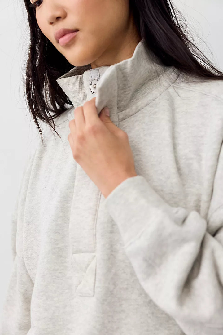 Timeless Pullover in Heather Grey