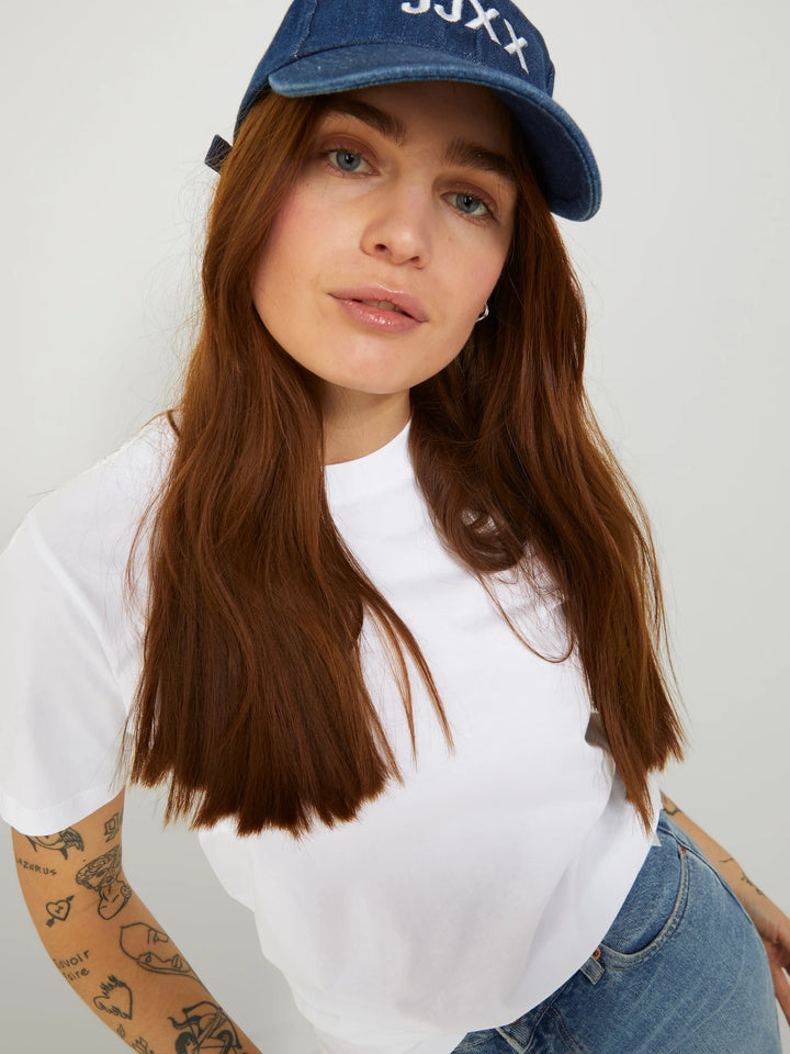 Anna Tee - White