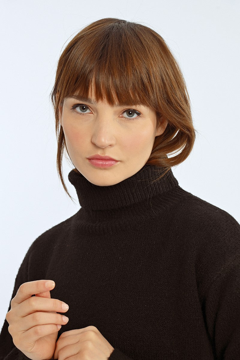 Classic Turtleneck Sweater - Black