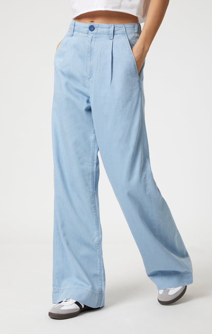 Pera Light Blue Denim