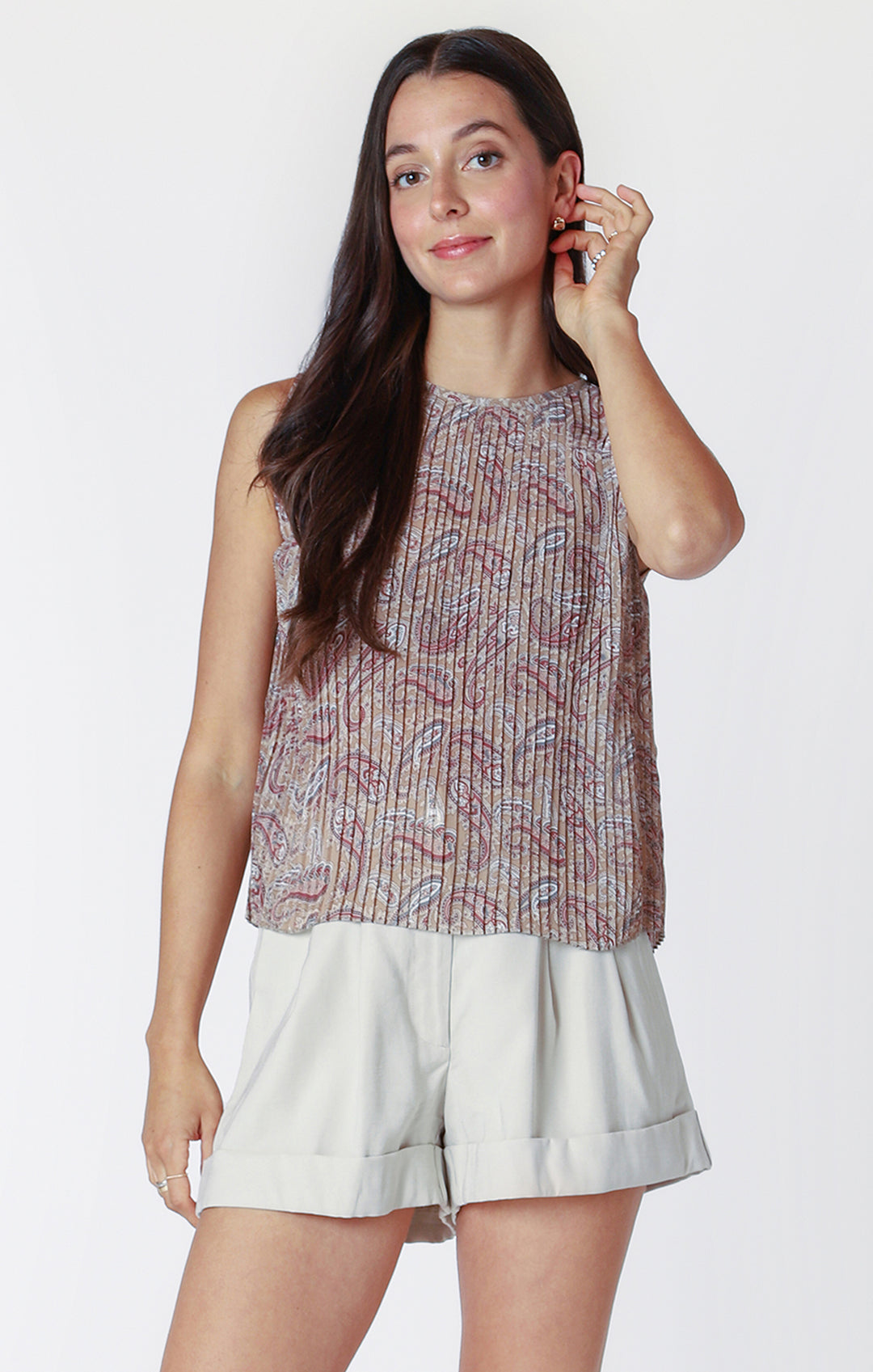 Paisley Sleeveless Pleated Top