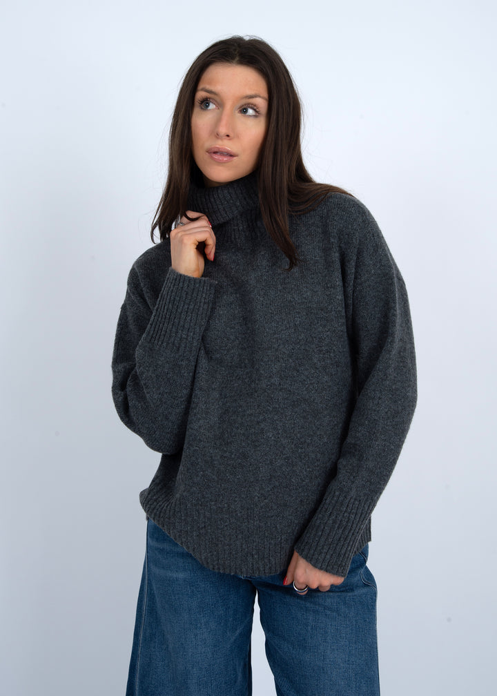 Lucelita Turtleneck Sweater
