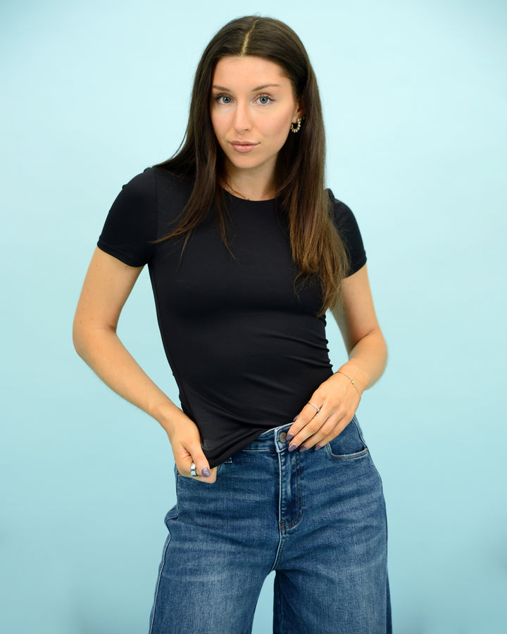 Roxi Signature Tee - Black