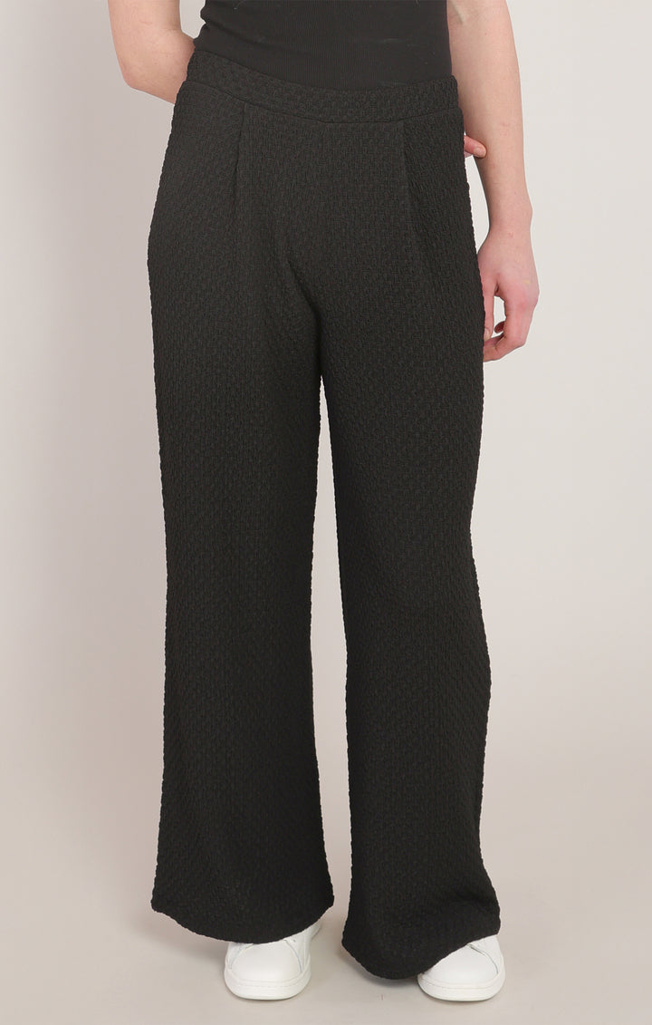 Textured Wide Leg Pant