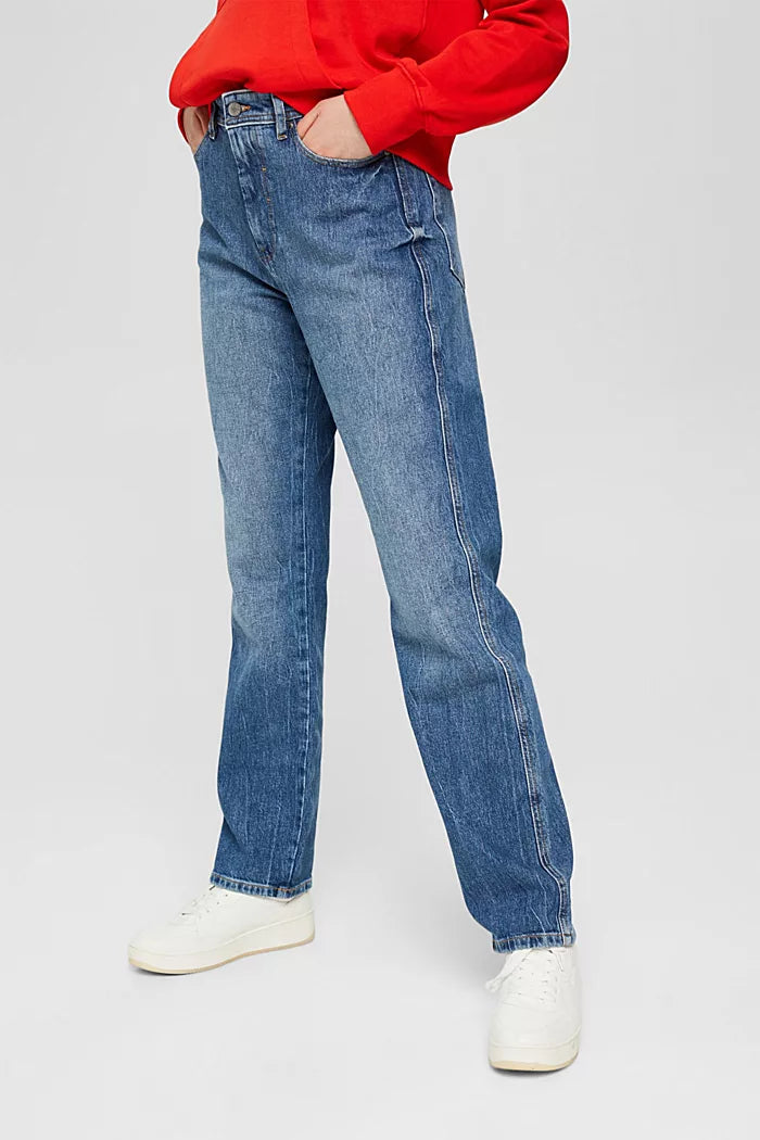 Straight Cut Jeans